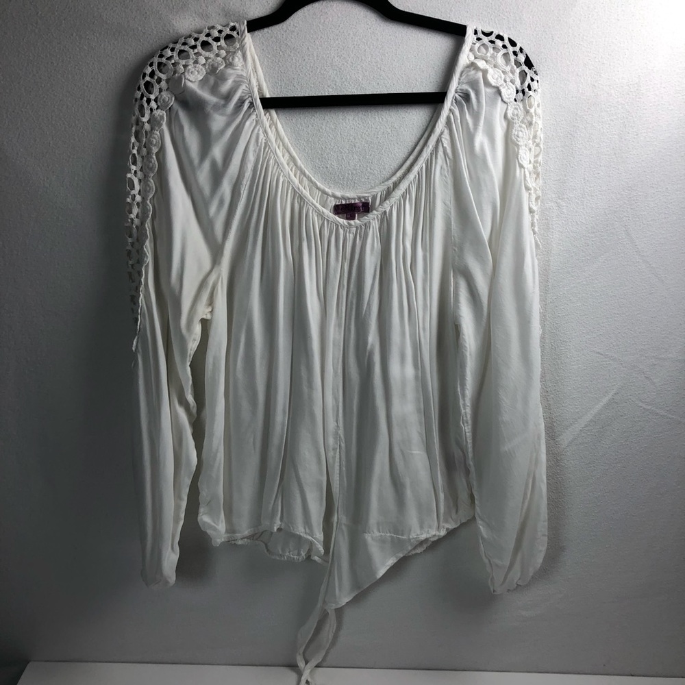 Mimi | White Peasant Top | Crocheted Sleeve Detail